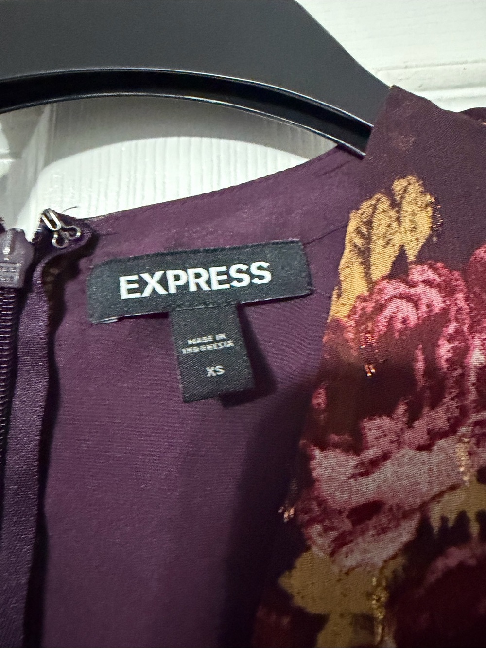 Express Burgundy Floral Wrap-Style/Gathered Mini Dress - Picture 15 of 16